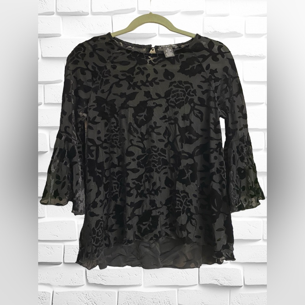 Chelsea & Theodore Womens Black Sz. Petite Small Flare Sleeve Burnout Velvet Top